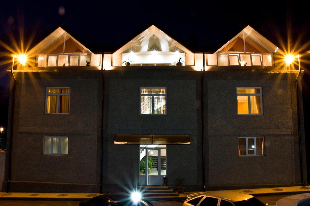 Laguna Hotel Vanadzor Exterior photo